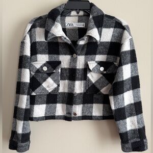 Zara Cropped Black and White Plaid Jacket (Shacket)